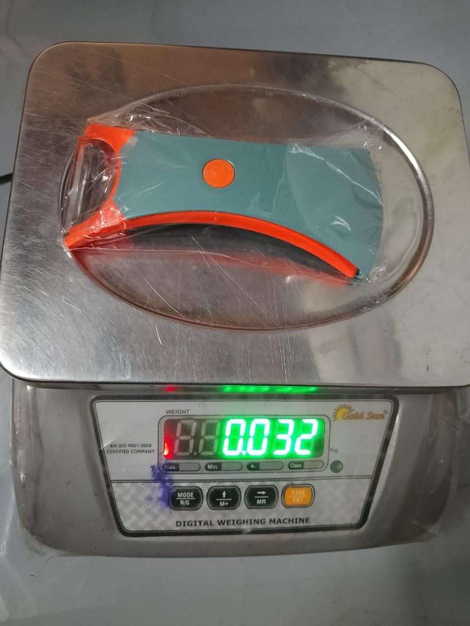 2 in 1 Fruit Peeler — Peel, Slice & Prep Effortlessly!